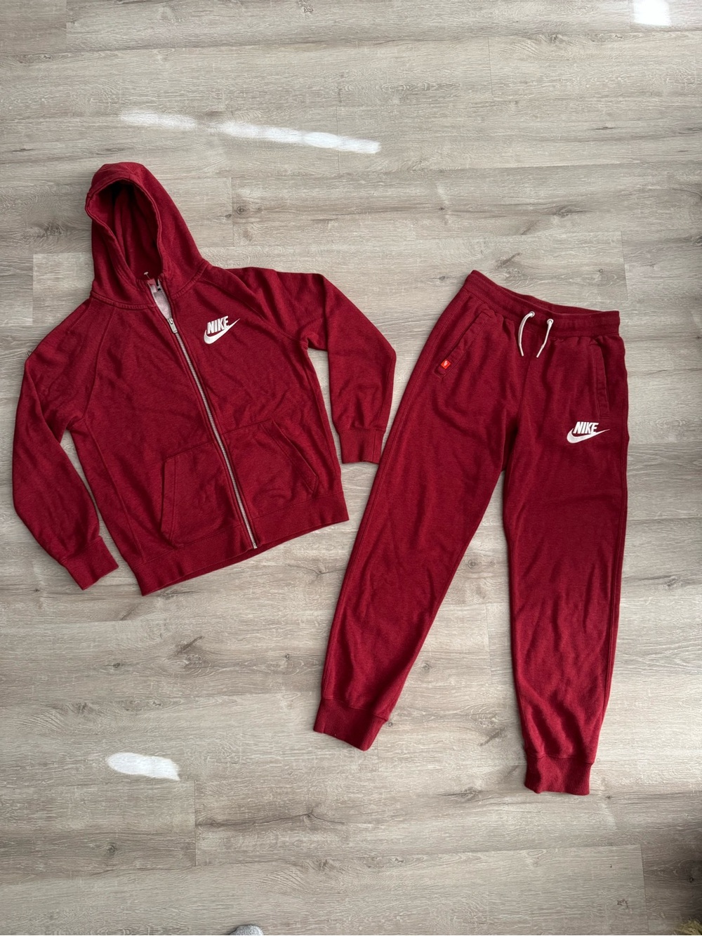 Nike Club Fleece Tracksuit Set Maroon Burgundy Kids XL Sweatshirt Joggers